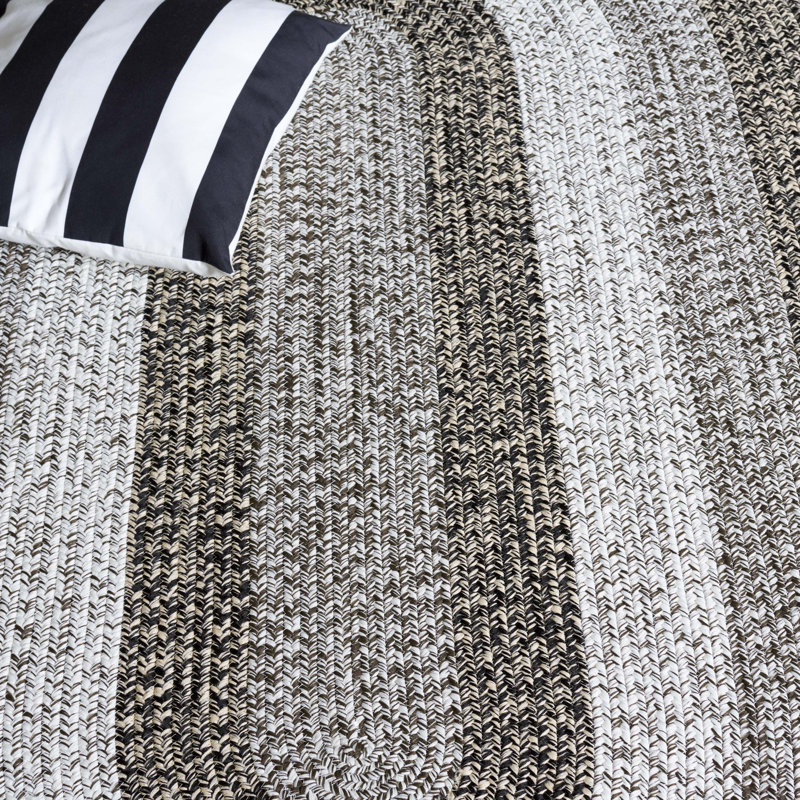 Burgan Woven Performance Machine Washable Performance Chevron Indoor/Outdoor Area Rug, Oval 5' x 8'