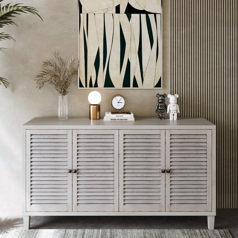 Armoire décorative classique