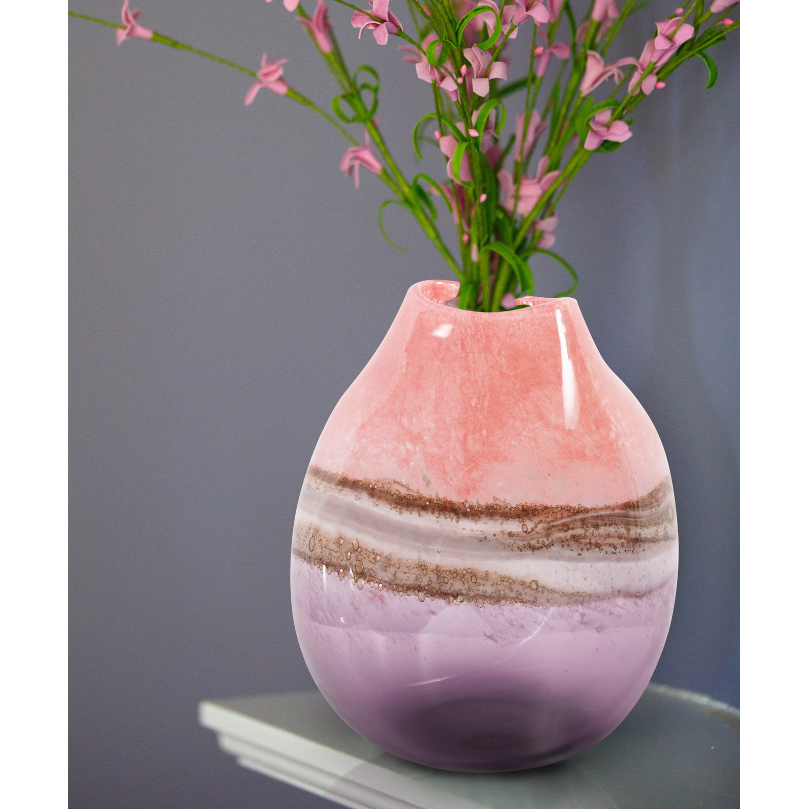 Zaelyn 10.25'' Handmade Glass Table Vase