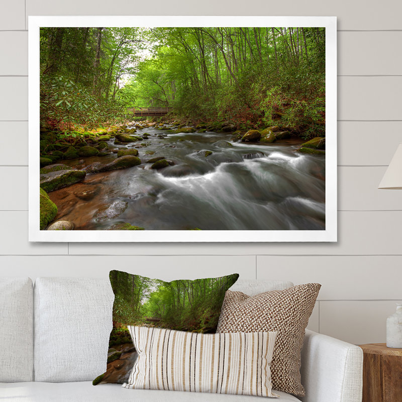 Rivière en vert forêt d'été - décoration murale traditionnelle sur toile, H 8 po x l 12 po x P 1 po, Cadre photo argenté