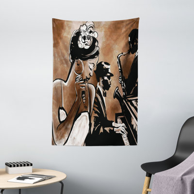 Tapisserie en polyester chantant une femme