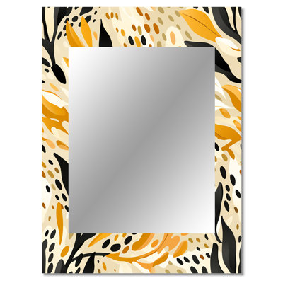 Sunetra Floral Fusion en noir et jaune - miroir abstrait, miroir mural décoratif abstrait, impression d'art en métal