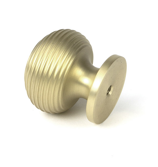 Beehive Cabinet Knob, 1.18" Knob Diameter, Satin Brass