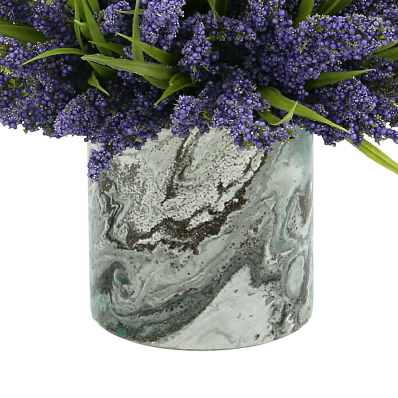 Arrangement floral dans un vase Heather
