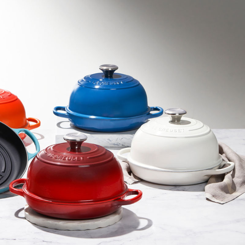 Le Creuset Signature Enameled Cast Iron 1.75 Qt. Bread Oven with Lid, White