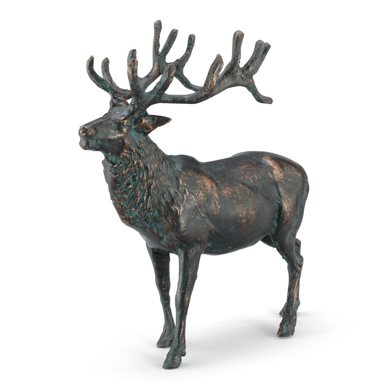 Sculpture de jardin de wapiti majestueux