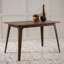 Charmante table de salle à manger en bois massif de style Mid-Century moderne et durable