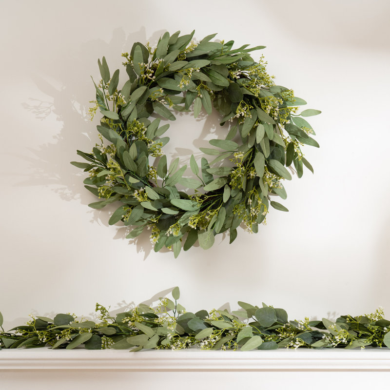 50cm Premium Eucalyptus & Gypsophila Wreath