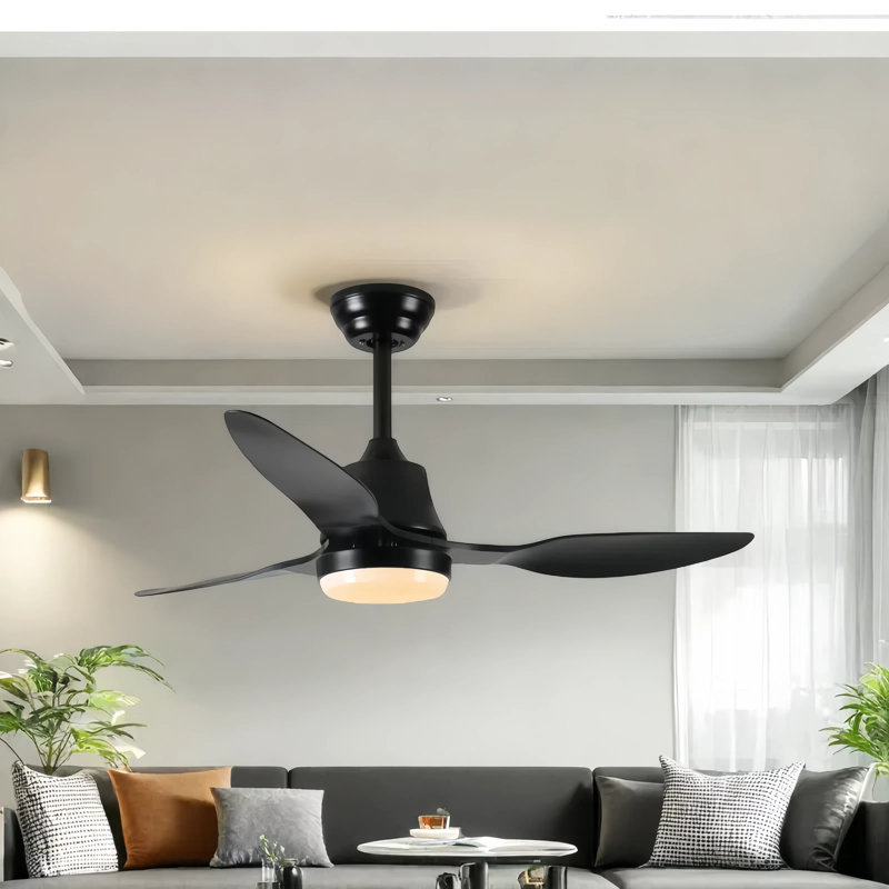 Sans soudure Smart Living: ventilateur de plafond à commande vocale de 42 po avec éclairage changeant de couleur et 75% d'économie d'énergie
