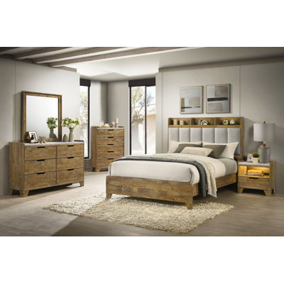 Henderson 5-Piece Eastern King Bedroom Set Medium Oak