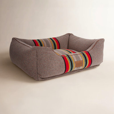 Yakima Striped Pet Bed