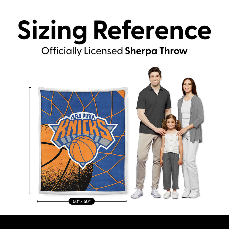 Couverture NBA NEW YORK KNICKS sous licence officielle, 127 x 152 cm, avec revers en fausse fourrure de mouton.