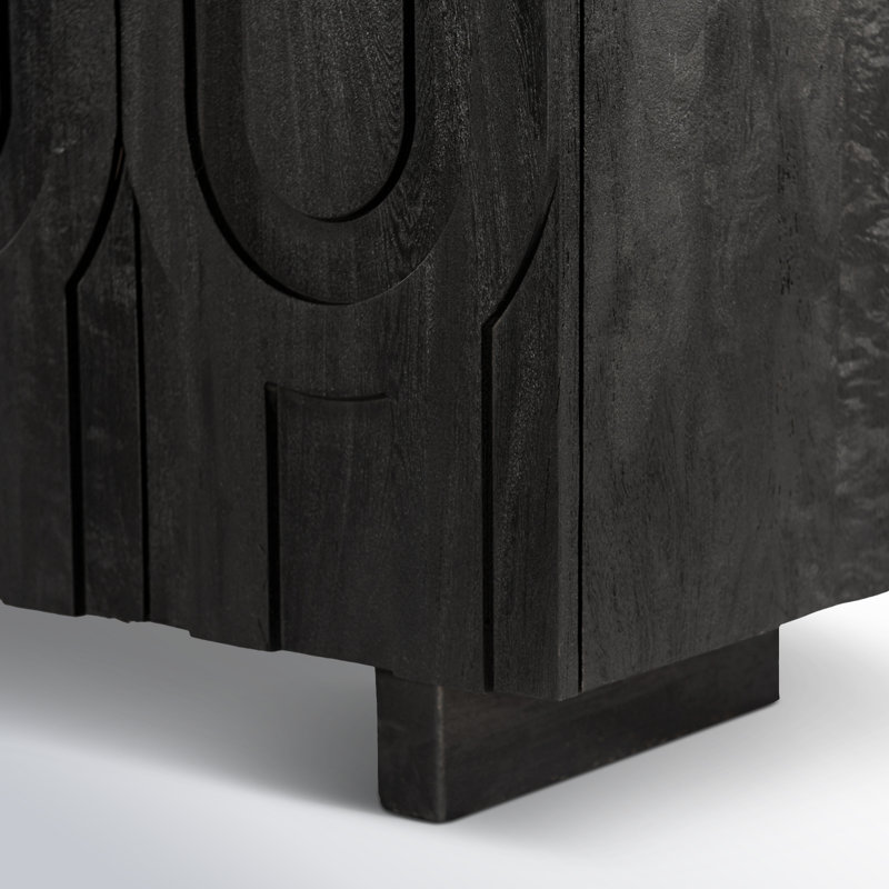 Rivka Media Console, Dark Totem