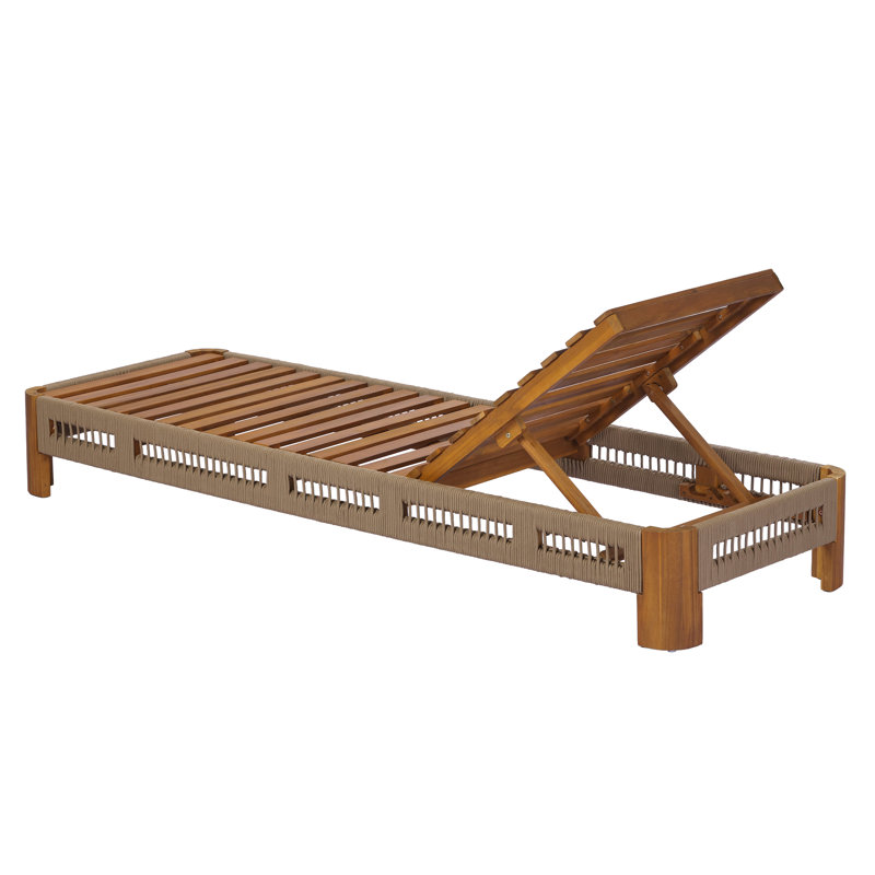 Chaise longue d'extérieur en bois d'acacia côtier Aveline avec coussins et dossier réglable, 1