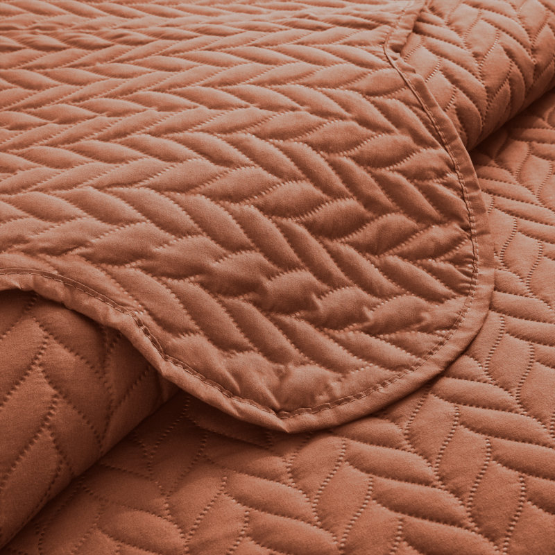 Embossed Microfiber Bedspread Set For California King – Oversized, Soft & Dust-Resistant, 3-Piece, Rust