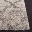 Tapis gris / ivoire en polypropylène tissé à la machine Deauville-743600611