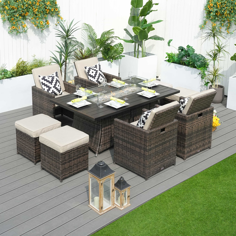 Ensemble repas extérieur pour 8 personnes Tranisha, Beige, Brun