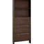 Armoire à chaussures autoportante avec 3 tiroirs rabattables. Économiseur d'espace dans le couloir. Solide, couleur noyer, conception moderne de porche étroit. Poignées en métal