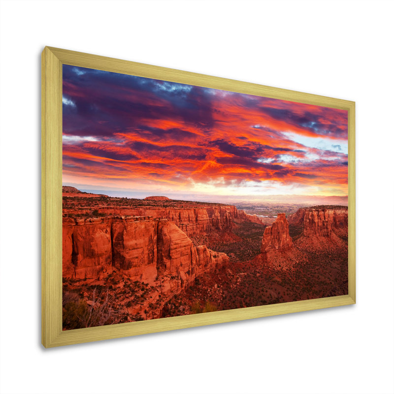Grand Canyon, ouest de l'Arizona I - impression, H 34 po x l 44 po x P 1,5 po, Encadrement doré