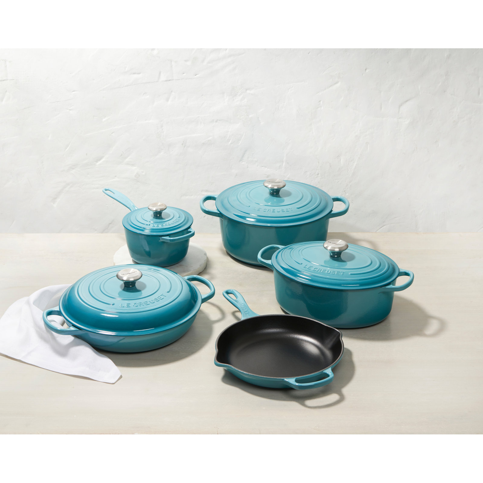 Enameled Cast Iron Oval Dutch Oven, 2.75 quarts, White/Silver