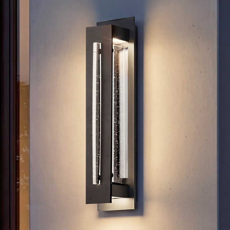 Luminaire à cloison d'extérieur à DEL intégré H 23 po Huang, Noir texturé