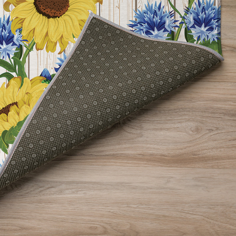 Conness Washable Floral Indoor / Outdoor Rug, Rectangle 8' x 10'