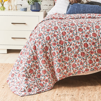 Shayla Red/White/Black Reversible Quilt