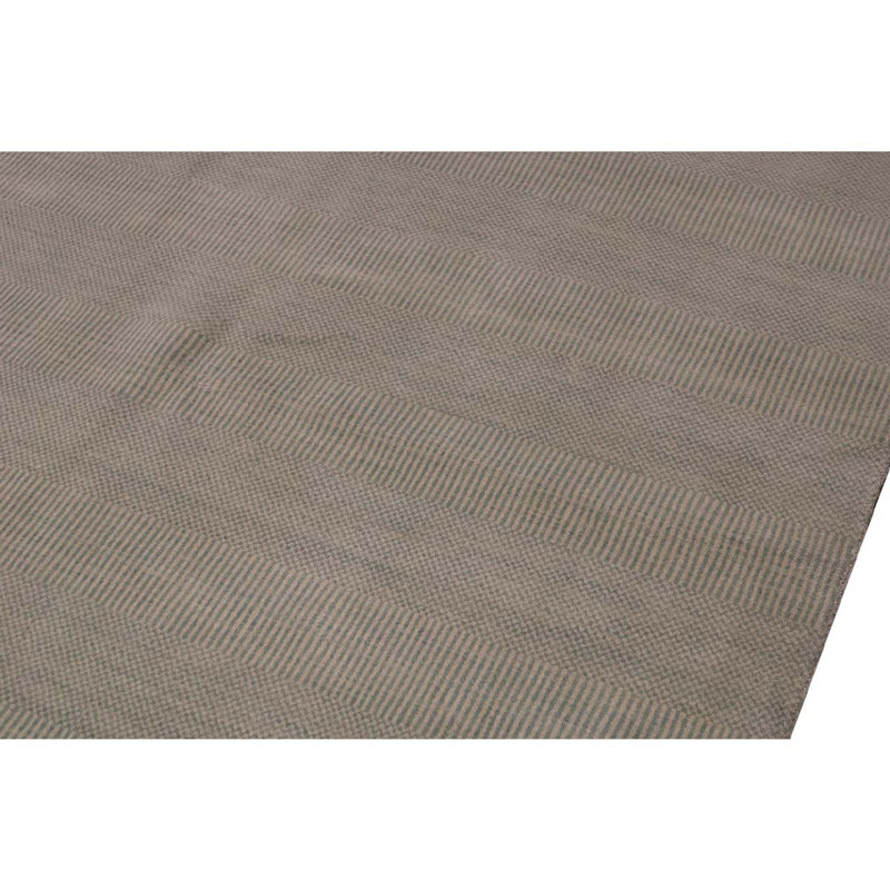 Wool Area Rug in Gray