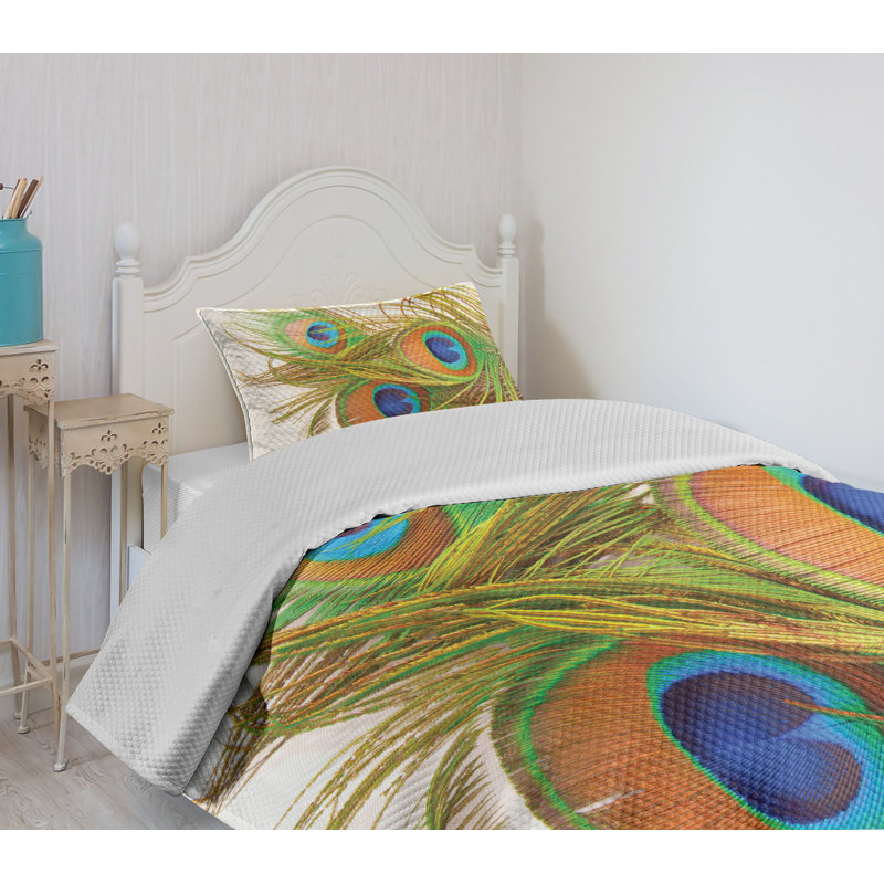 White Twin Quilted Bedspread Set with Peacock Feathers