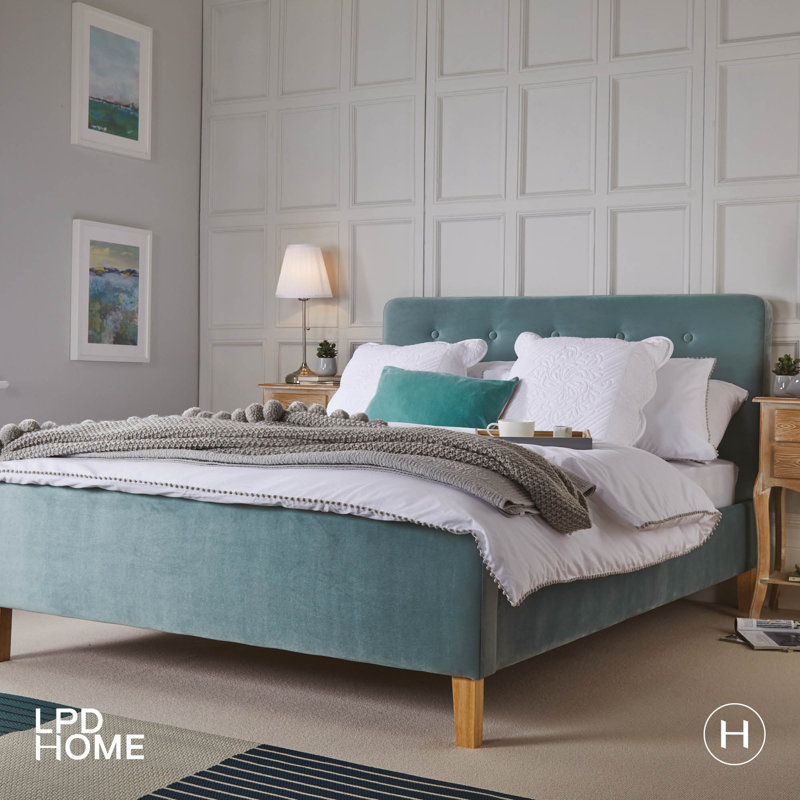 Upholstered Bed, Kingsize (5')