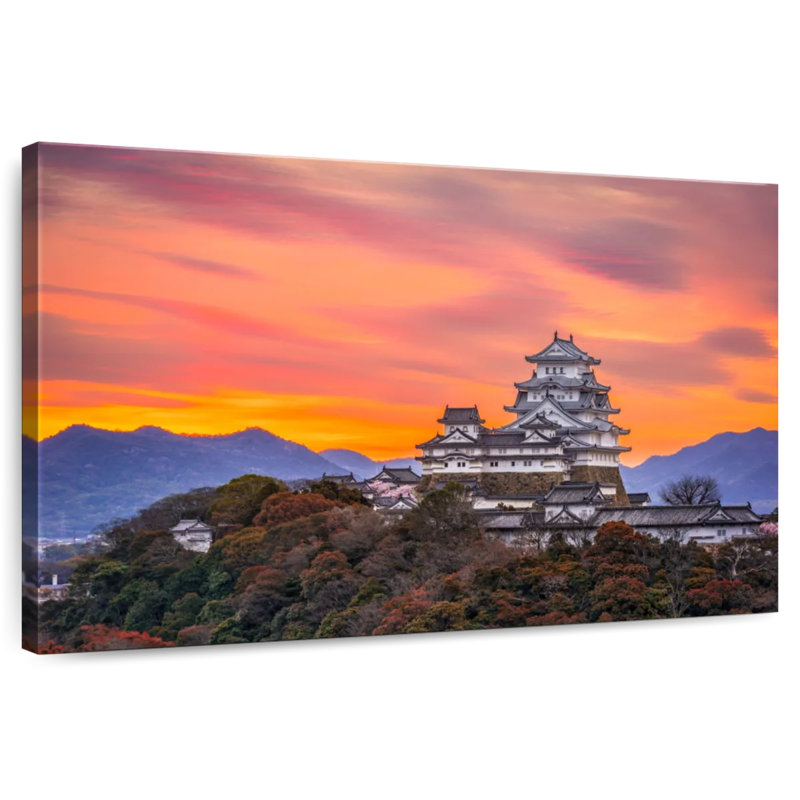 Lilie Himeji Castle Dawn, 8" H x 12" W