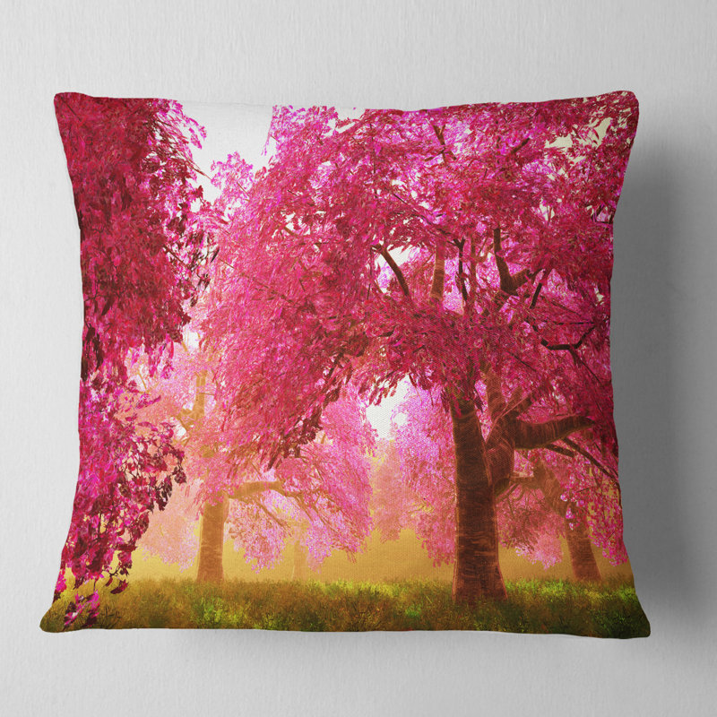 Coussin Schaer Landscape Mysterious Cherry Blossoms, 16 po x 1 po, Coussin décoratif