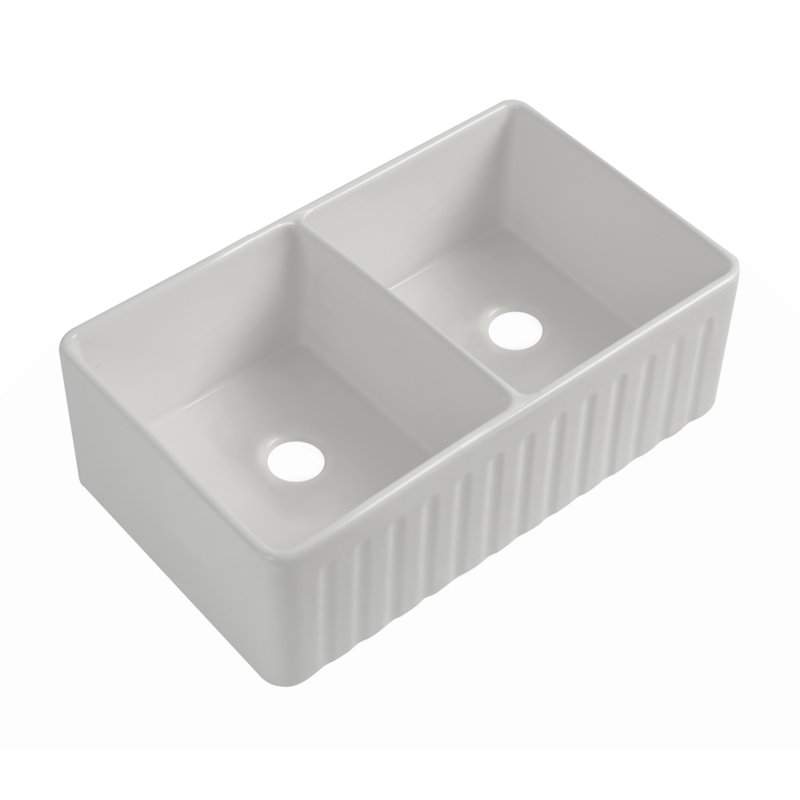 Évier de cuisine de ferme à double cuve avec grille et crépine L 33 po x l 20 po Fireclay