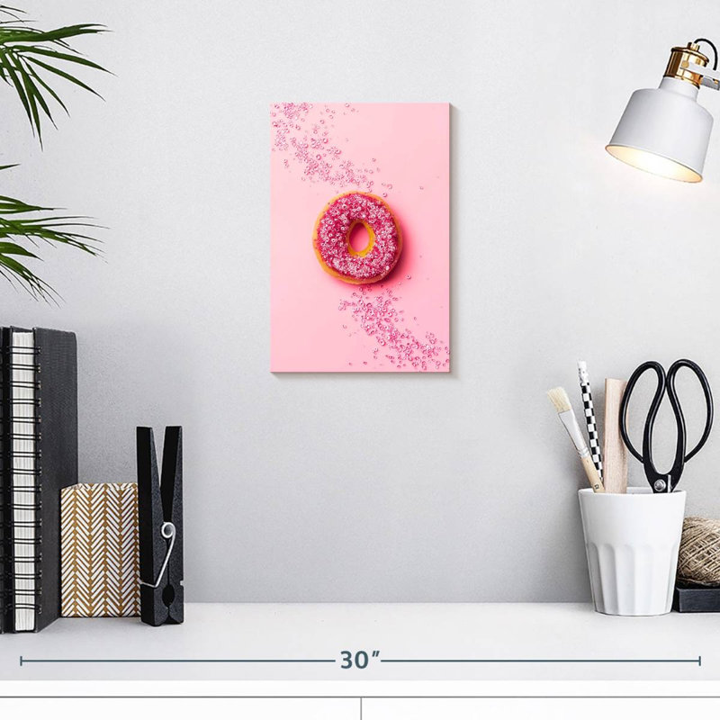 Yarlin Doughnut, 12" H x 8" W