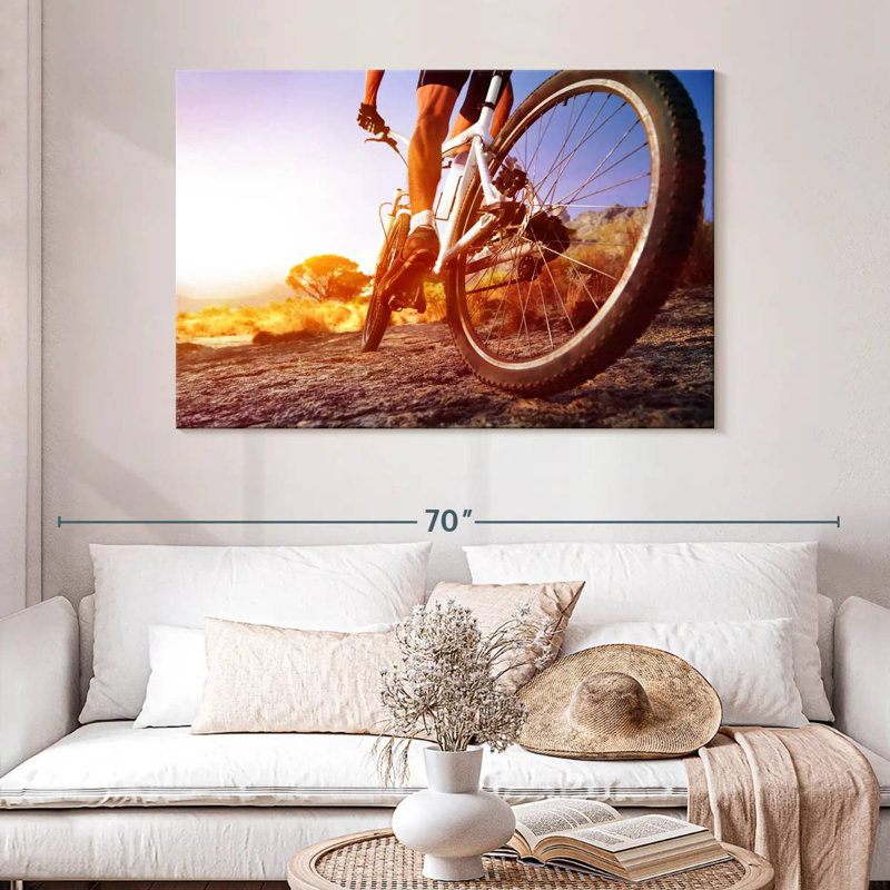 Sireci à vélo au coucher du soleil, H 32 po x l 48 po