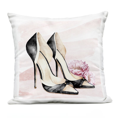 Coussin d'extérieur Blush Glam Time Shoes, par Kim Allen