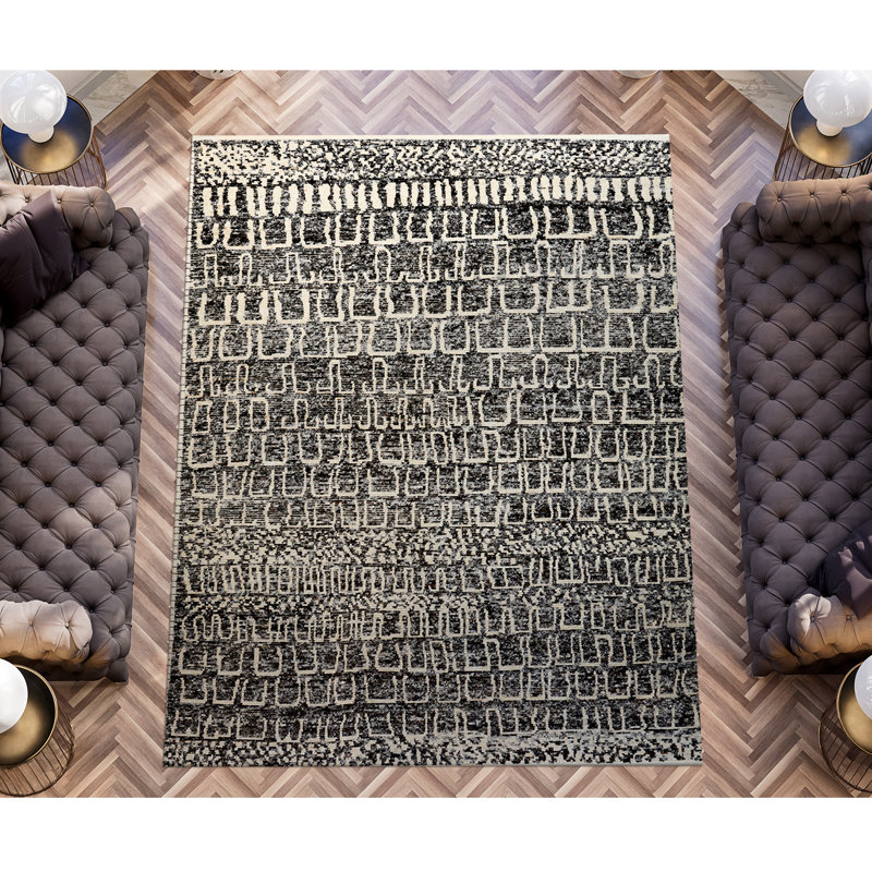 Wool Moroccan Area Rug in White, Rectangle 6' x 9'