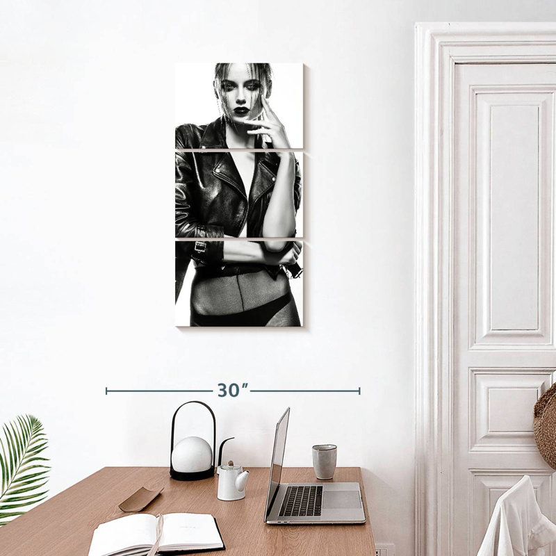 Fashion Emotion, H 32 po x l 15 po