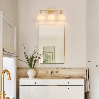 Bathroom lighting fixtures