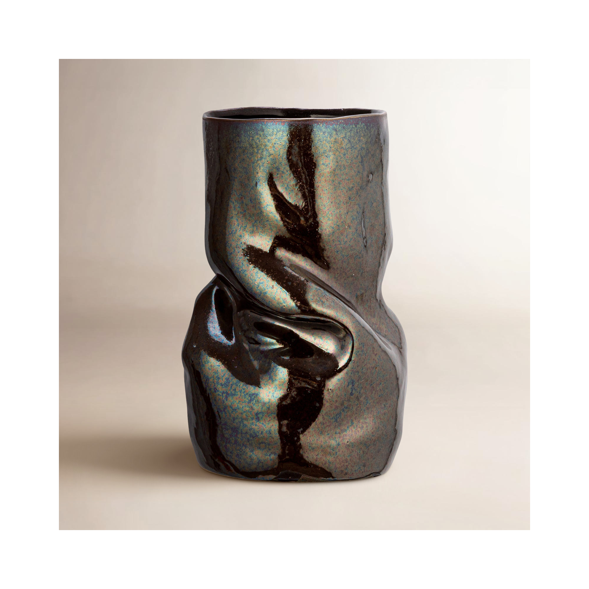 Anelie 8.75'' Stoneware Table Vase