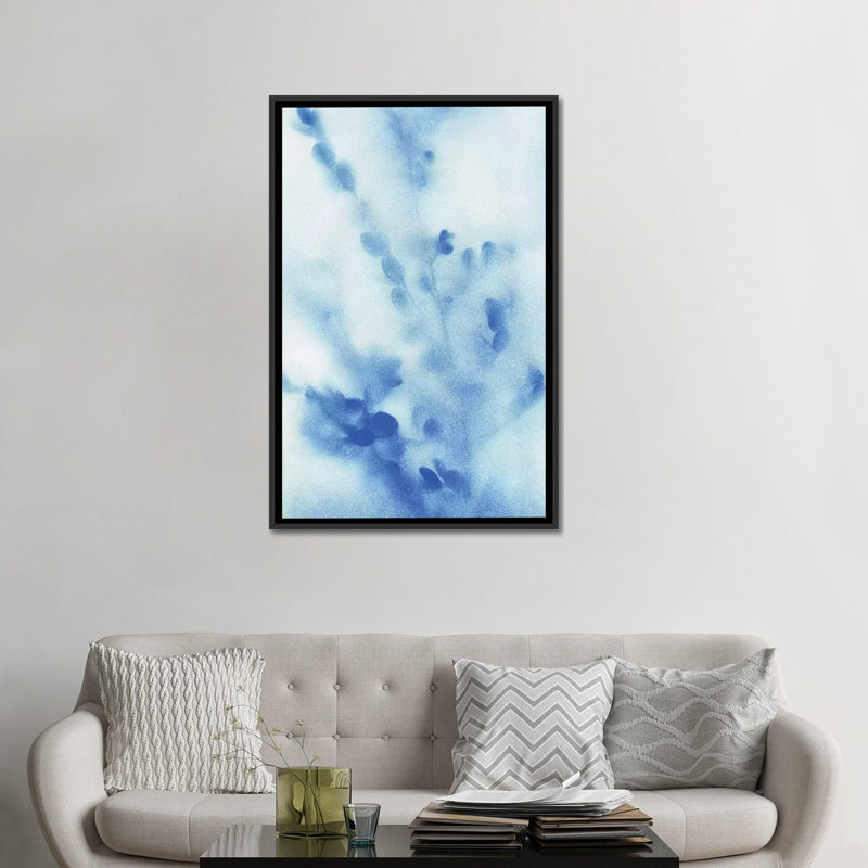 «Misty Meadow Flowers III» par Katrina Craven - reproduction, H 48 po x l 32 po x P 1,5 po, Toile avec cadre flottant noir