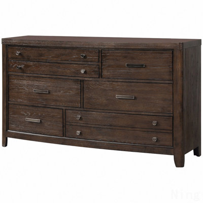 Commode avec tiroirs en cèdre