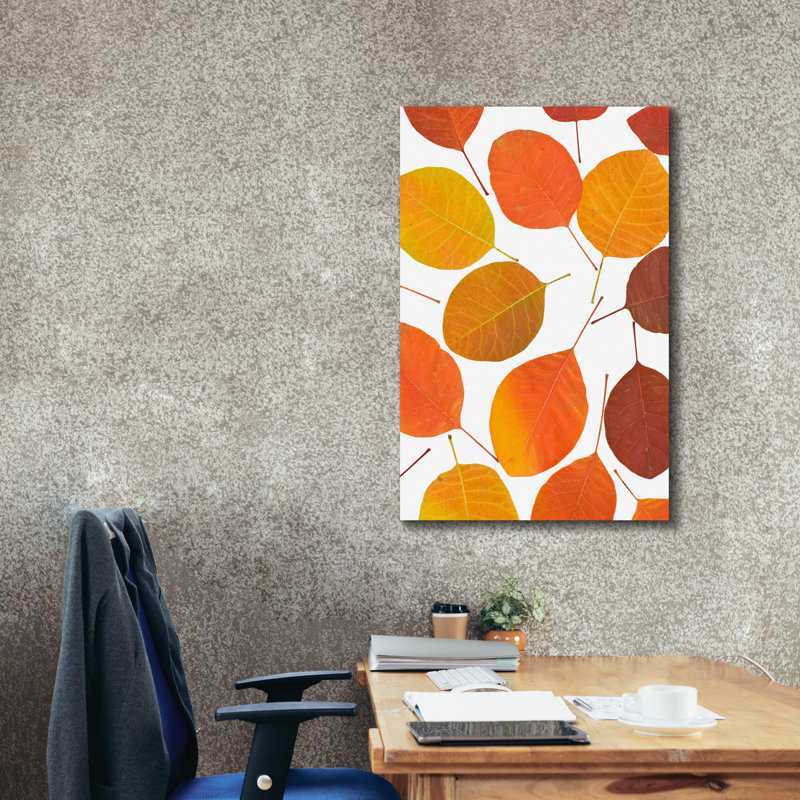«Brown Leaves» par Photoinc Studio, art mural sur toile, H 40 po x l 26 po x P 1,5 po