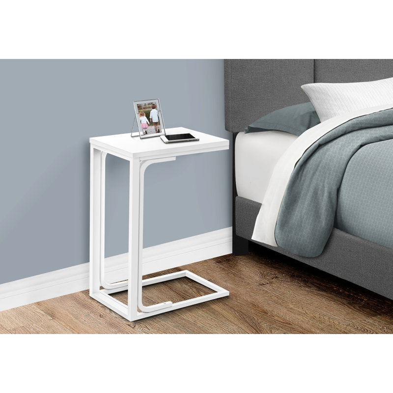 Table en stratifié blanc - Ajoute une touche moderne à l'ambiance du salon