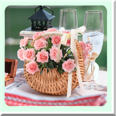 Decorative Rattan Flower Baskets for Weddings and Gifts