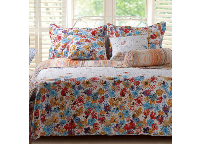 Bed Cover Buying Guide, Bedspreads & Quilts