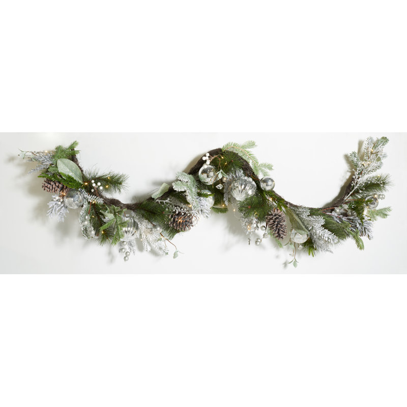 Guirlande 6 pi avec 50 lumières claires Snowy Pine