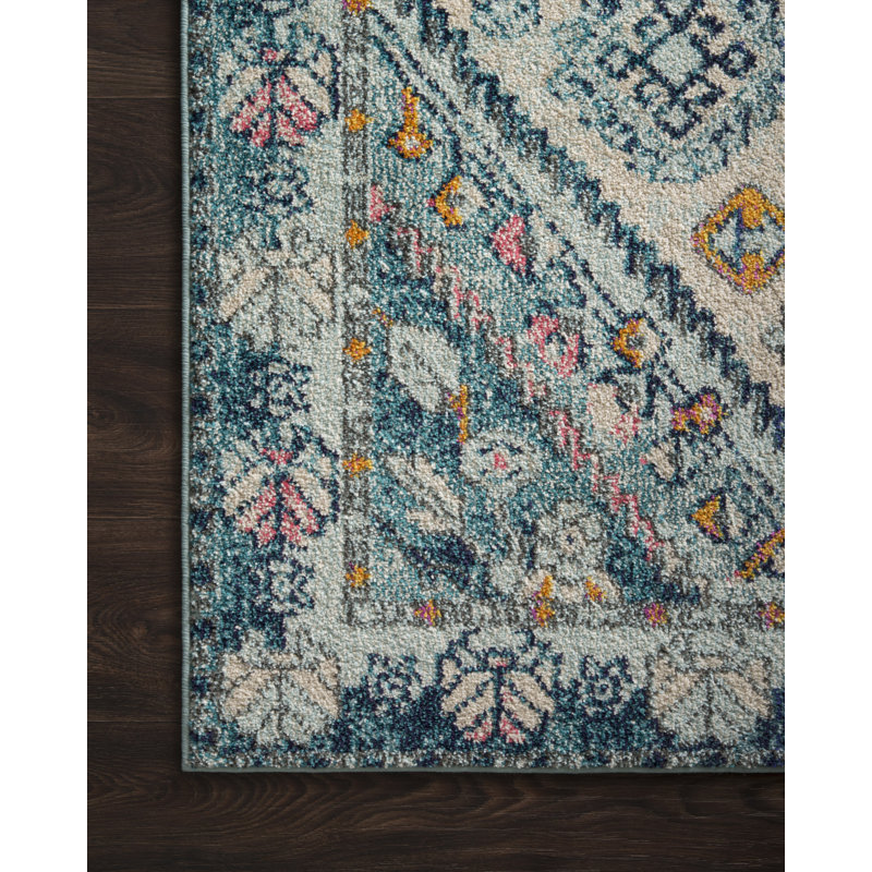 Lorenz Oriental Indoor Rug, Rectangle 5'1" x 7'7"