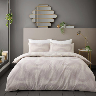 Stylish Geometric Duvet Cover Set with Polycotton Pillowcases Yarn Bedding Machine Washable Single Double King