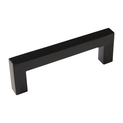 Edge 3.75" Center to Center Bar Pull